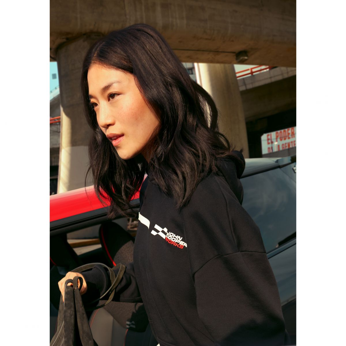 JCW黑色帽T 女